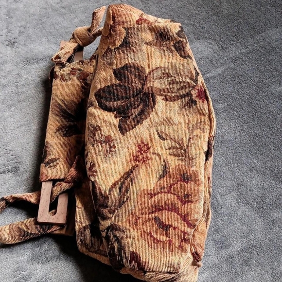 80s 90s Vintage Tapestry Handbag, Shoulder Purse, Floral Woven & Wood, Cottage - Picture 5 of 9